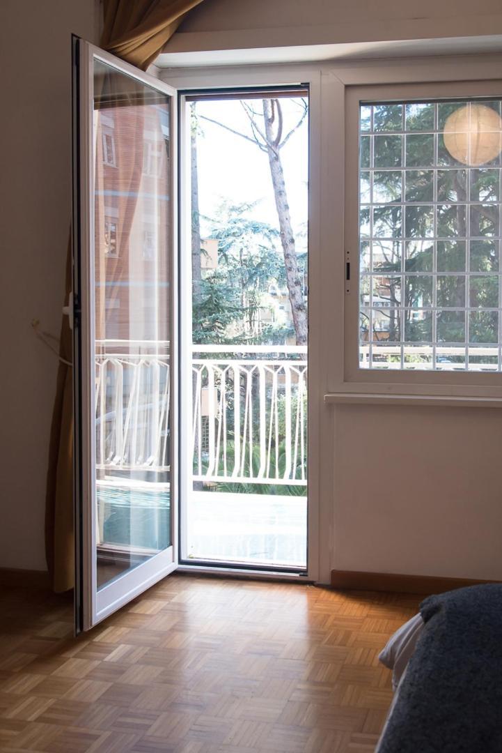 Casa Eva - *